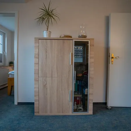 Haus Kim 1 *